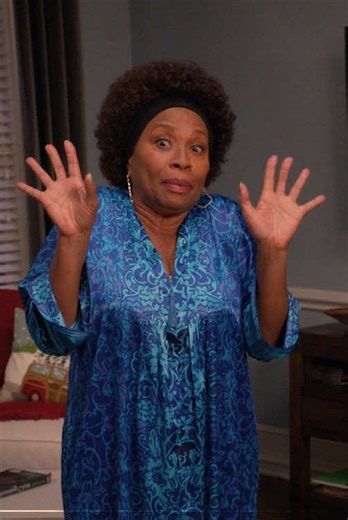 Grandma's Christmas Dinner Dilemma | Blackish Clip