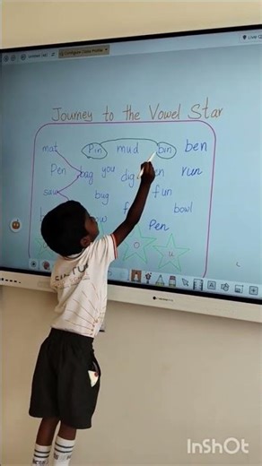 Vowel Star Match – Learning Made Fun!