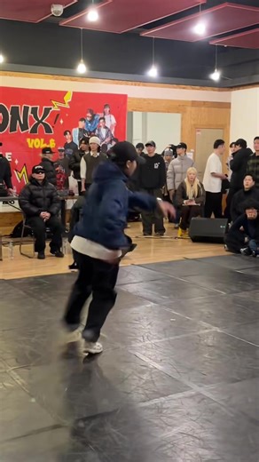 Top 8 B-Girl Showdown in Korea