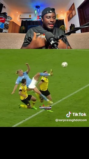 Insane Acrobatic Goal by Erling Haaland
