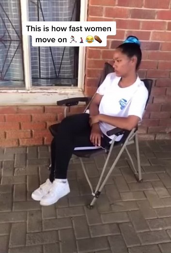 Girls move on fast 😂😮‍💨 #fyp #leefabs #leeroyfabio #tiktoksouthafrica🇿🇦 #foryourpage #laughter