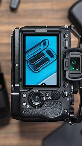 Create Wireless - Your Content Your Way 🎙️ Dual omni mics for pro-level audio 🏃‍♀️ Roam free with 100-ft range 🔌 Instant setup: USB-C plug & play 🔋 5-hour battery for non-stop creation | JLab