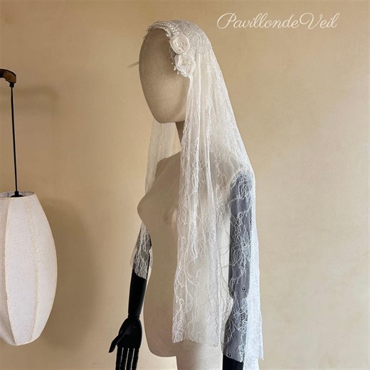 Bridal Lace Juliet Cap Veil, Vintage Satin Rose & Pearl Mantilla Veil - Etsy