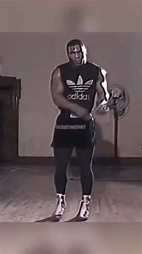 Learn to jump rope, it’s the foundation for your footwork flexibility. #boxing #jumpropeworkout | Jonathan Male Jordao