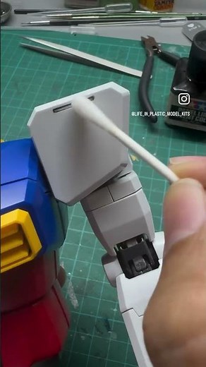 Perfect Grade RX78-2 Panel Lining using Tamiya Accent #gundam #gunpla #perfectgrade #rx782