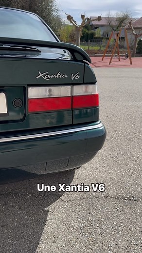 La Fripe Auto | Cette voiture est un souvenir d’une autre époque qui rappellera des bons souvenirs à tout le monde. Cette Citroën Xantia V6 est équipée... | Instagram