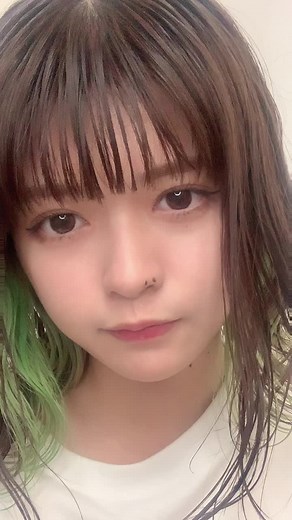 Max Goodrich is awesome - Max Goodrichを使っている景井 ひな (@kageihina)の動画