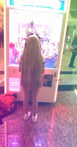 14K views · 954 reactions | 遊びと負け ✨(ノ_・。) *Loli jugando, tengan bonito lunes, los tkm* | Gumi Doll Cosplay | Facebook