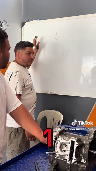 formation mécanique moto sur TikTok