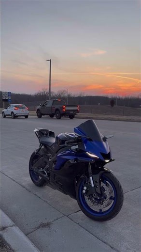 2020 Yamaha r6💙 #yamahar6