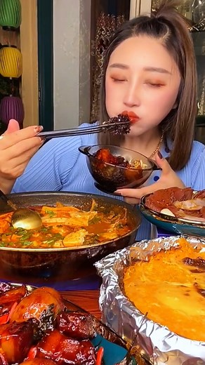 That soft pop when it loosens is almost too satisfying. | Vanthy Show