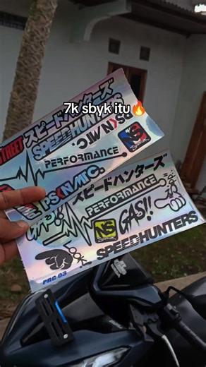 16pcs Hologram Stickers for Creative Projects