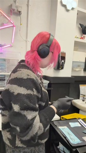 20K views · 505 reactions | I promise I know what I’m doing  #bepierced #piercings #tutorial #viral #foryou #fyp #trend #funny #joke #explore #explorepage #piercing #trending | Be Pierced | Facebook