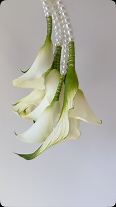 MILLE FIORI | DESIGN | FLORIST | SACRAMENTO | CA on Instagram: "Wedding bouquet 2025 🤍🌿 @yana_millefiori"