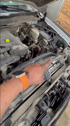 2015 Chevy Silverado 2500hd Radiator Replacement on 6.0 V8 Gas