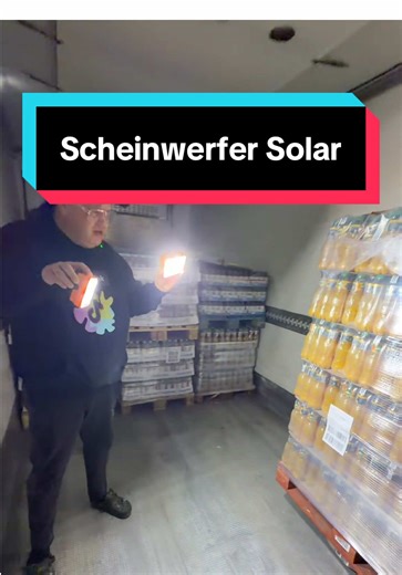 💡 Extrem hell & überall einsatzbereit. Dieser mini Solar-LED-Suchscheinwerfer lädt per Sonne oder USB, haftet dank Magnet, steht stabil und dient als Notlicht, Campinglampe oder Arbeitslicht. ⚠️ Top-Pick mit Tausenden Käufen – schnell sichern! #campinglicht #solarlampe #notlicht #outdoorlife #tiktokshopde
