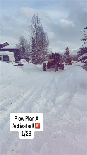 Plow-out Declared! 🚨 After the recent snowfall, street maintenance crews have completed plowing muni maintained arterial and collector roads and are now plowing in residential areas, sidewalks and trails following plow plan A. For updates on progress visit www.muni.org/plow | Public Works Anchorage