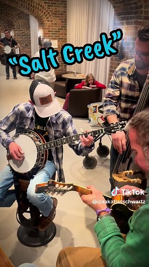 Bluegrass Jam Session of 'Salt Creek'