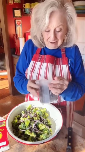 4.2K views · 59 reactions | Why Freezing Pecans Is the Best Way to Keep Them Fresh for Salads! #Reels #fyp #food #cooking #recipe | Grandma's Cooking Recipes | Facebook