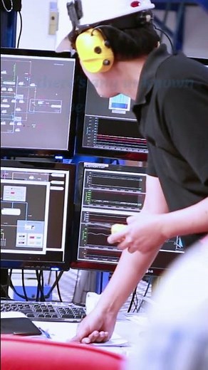 What is SOC #socanalyst #cybersecuritycompany #education