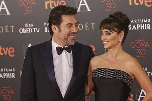 143K views · 36 reactions | Penélope Cruz's "feistiness" almost scared off Javier Bardem: https://yhoo.it/2qF1keg | Yahoo Canada | Facebook