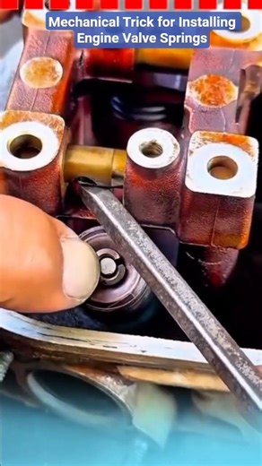 Mechanical Trick for Installing Engine Valve Springs #shortsvideo #mechanic #tricks