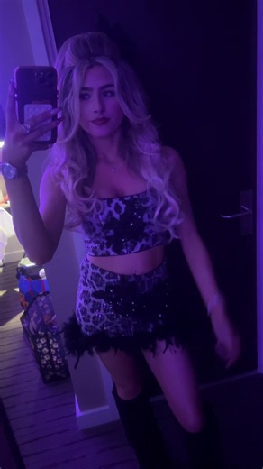 Funky Friday 😝#dave #santandave #concertoutfit #sashasfavx #concert