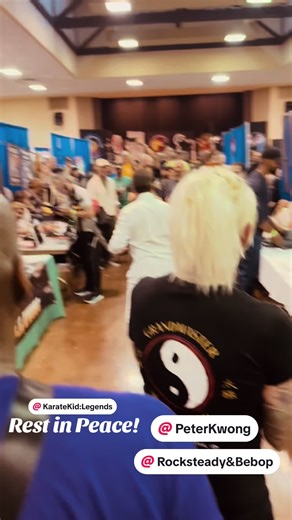 Blessed to have captured this moment in time! Rest In Peace😇 Thank you Drangonfest for allowing my family to always be around him. #fyp #martialsarts #foryourpage #karatekid #bigtroubleinlittlechina @johncarpenterofficial @Karate Kid: Legends