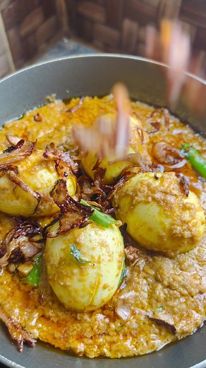 Egg Curry. ডিমের কোরমা #egg #eggrecipe #cook #recipe #viralvideos #tiktokviral #foryoupag #capcut_edit #follower
