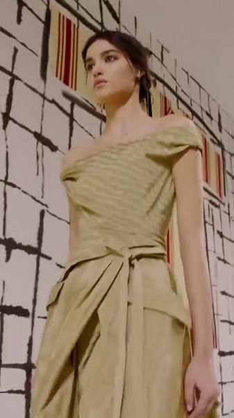 Highlights from the Dior fashion show. Video Courtesy of Haute Couture | Fashion Forward Edition