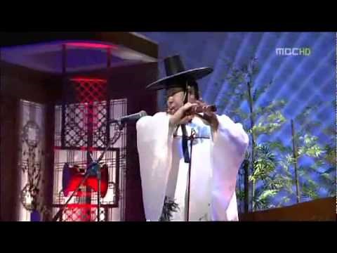 Korean traditional musical instrument Daegeum(대금) performance