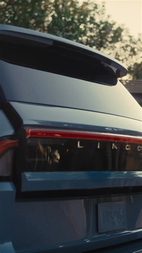 The 2025 Lincoln Navigator® SUV features all-new levels of convenience. | Lincoln