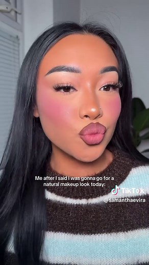 Natural Makeup Look: A Soft Glam Transformation