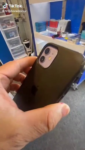 iPhone 12 Cracked Screen Repair Service