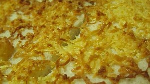 12 '90s dishes moms made that have all but disappeared