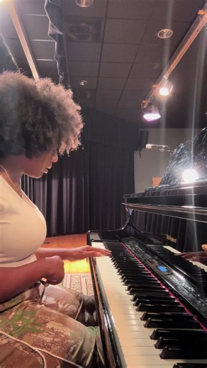 weew, the things I could do with a three day weekend 😭. a trip to a music museum! 🎶 a flight to Paris to see the Eiffel Tower 🗼🥹 drinking sweet tea with my feet up beside a nice beach 🏖️😭 but don’t mind me! it’s just my imagination running away with me 😌 #MusicSpeaks❤️ #KyiaOnTheKeys🎹 #ThreeDayWeekend!! #JustMyImagination