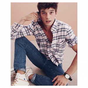 Your favorite plaid lightens up for spring in cotton oxford. http://bit.ly/2jkBSau | Abercrombie & Fitch