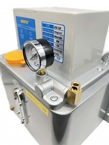 [Hot Item] Risistance -Type Centralized Thin Oil Lubrication System with Digital Display Gear Pump Intermittent Electric Lubricating Pump