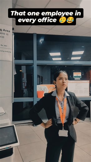 Kya apke office mein v hai?😂✈️ #groundstaffvlogging #fun #youtubeshorts #fypシ #airindiaexpress #air