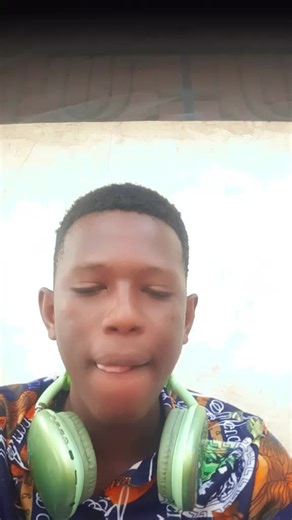 Cholo official (@cholo.official)’s videos with original sound - Tommy Lyrics