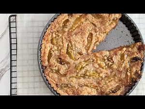 Easy Tart with a Crumbly Crust and Green Plums | RECIPE