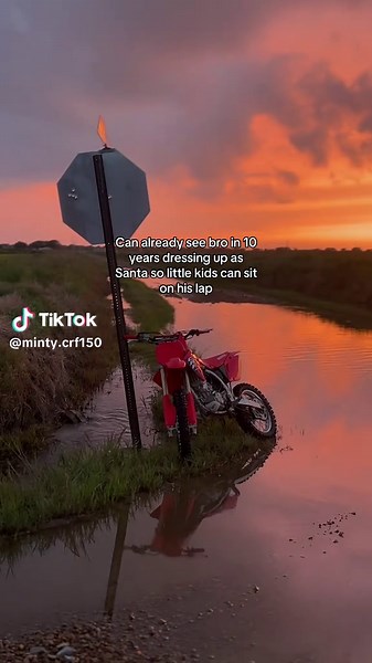 Honda CRF150RB: Future Santa on Wheels