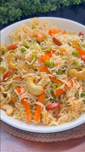 The easiest meal you’ll make this week: Veg Pulao! 🍽️😋#recipe #dinner #pulao #veg