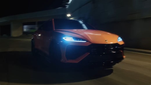 看兰博基尼如何拍最新款电车广告：《双重心脏》