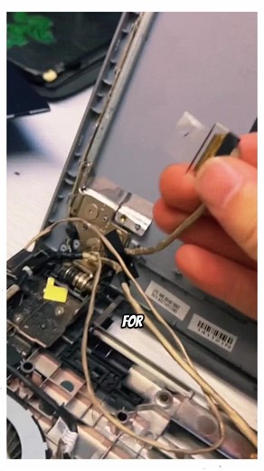 Let’s fix this together #foryou #laptop #repair #ifixit #tech #fblifestyle #repair | TechSupport