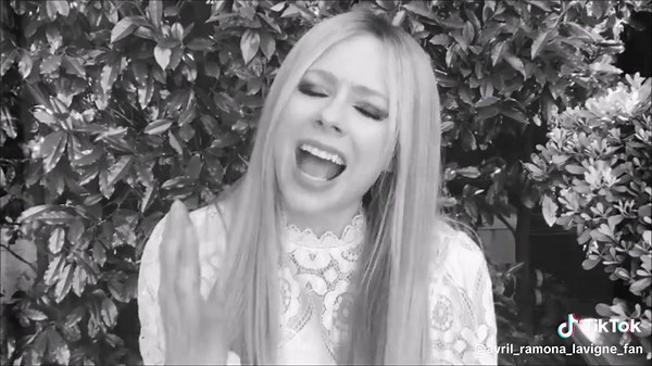 for this week we have the GODDESS @Avril Lavigne music video We Are Warriors during the 2020 COVID-19 pandemic Avril tok her song Warrior and turned it into We Are Warriors a charity song dedicated to the real life Warriors first responders who was fighting the pandemic #avrillavigne #avril #fyp #viral #fypシ