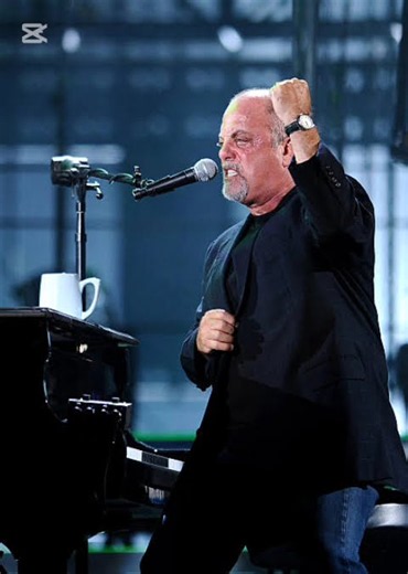 Billy Joel – Prelude / Angry Young Man (Live at Shea Stadium, July 16, 2008) Part 1