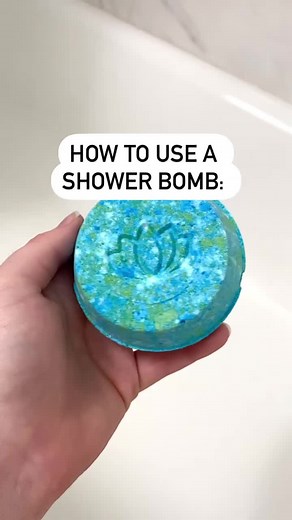 🚿✨How to use a shower bomb! ✨🚿 Place Shower Bomb on shower floor just outside the direct spray of water. A small amount of water is required to release therapeutic aromas. Shower Bombs can be used more than once if kept dry between showers.