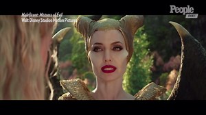 Everything Anderson Cooper Has Said About His Relationship with 'Amazing' Mom Gloria Vanderbilt