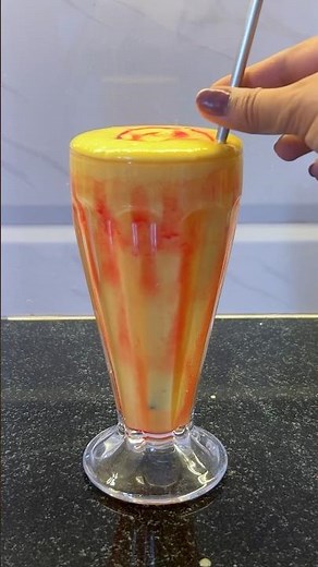 Make This Delicious Mango Milkshake at Home 🥭🍹